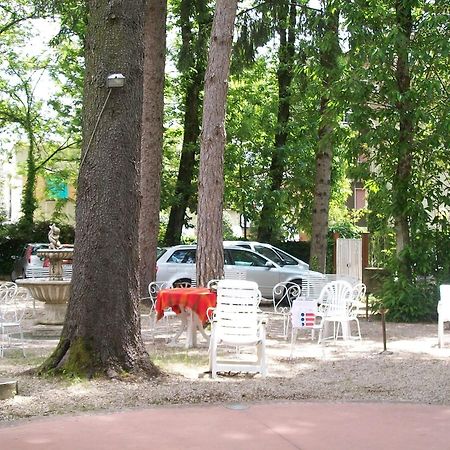 Hotel Villa Laura Fiuggi Exterior photo